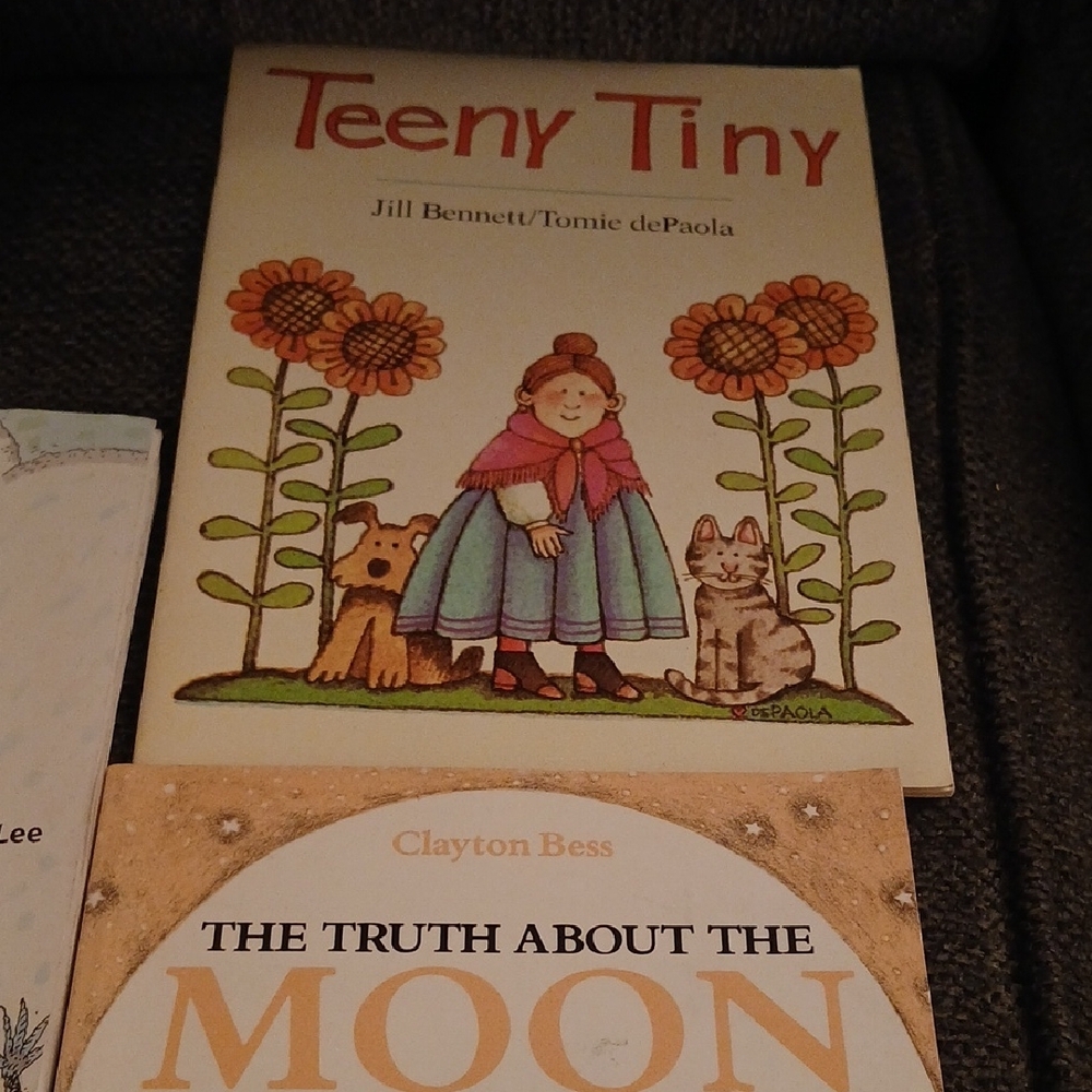 Children's Storybook Collection - Picture 8 of 9